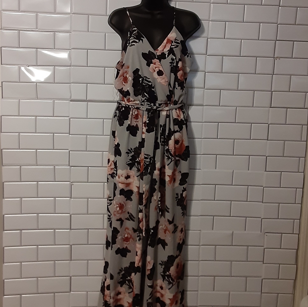NWT floral spaghetti strap jumpsuit